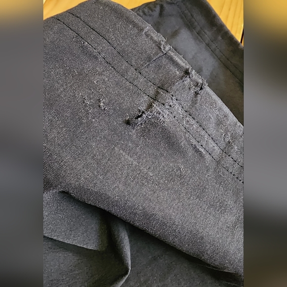 MEC Light active Pants size 36x32 - Picture 11 of 12